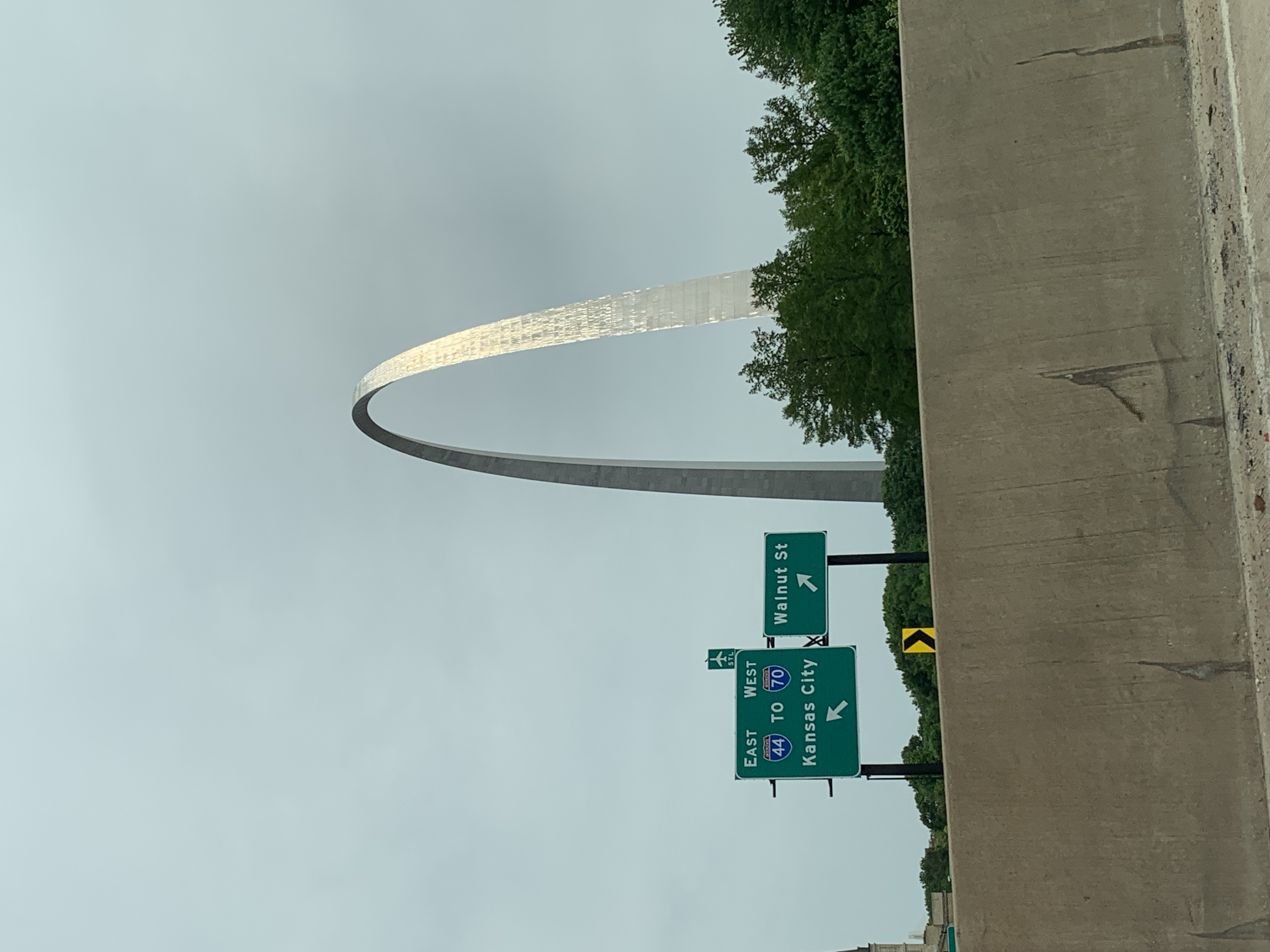 ./2022/06 - St Louis/02 - Day 2/20220522-114702593.JPG